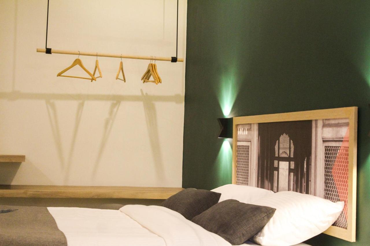 Lokal Rooms X Gulberg Lahore Esterno foto